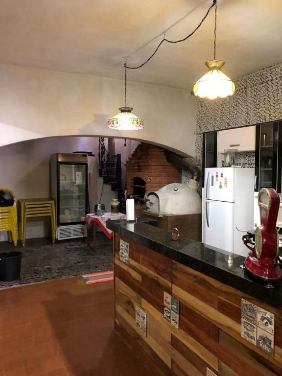 Sobrado à venda com 3 quartos, 350m² - Foto 1