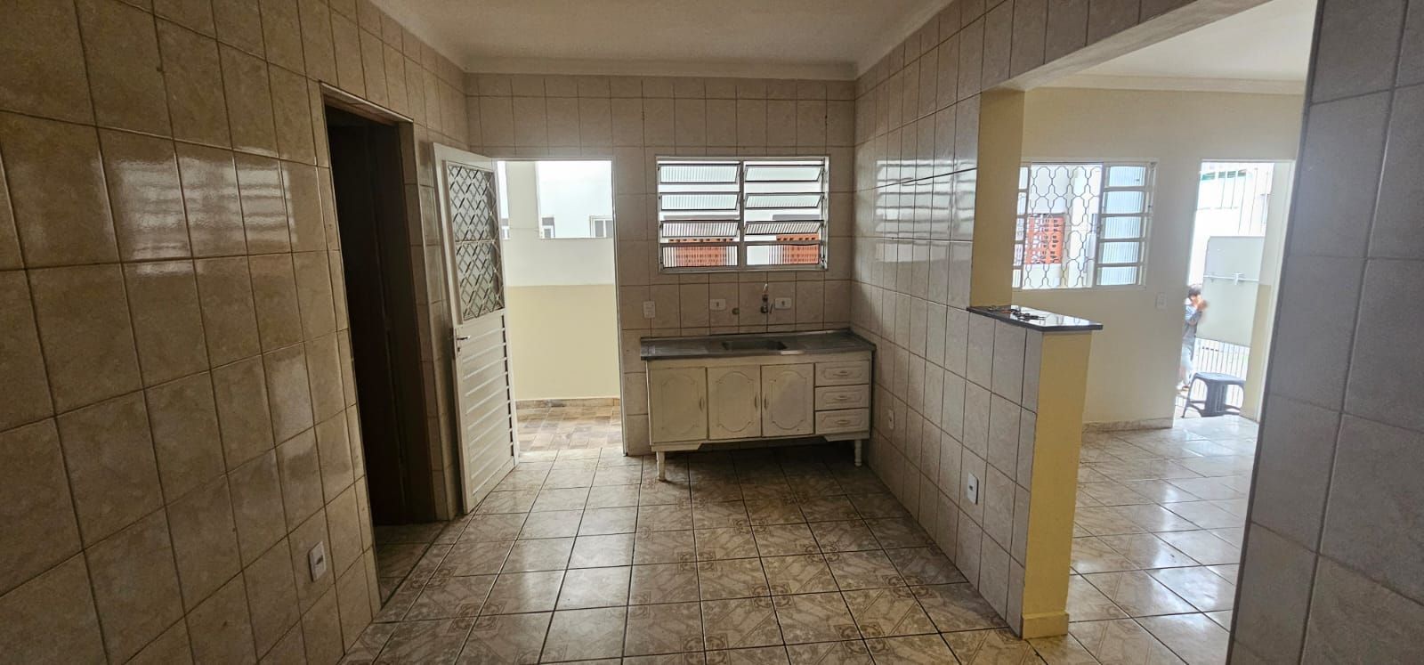 Casa para alugar com 1 quarto, 60m² - Foto 5