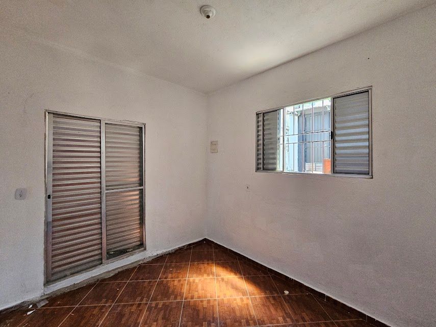 Casa à venda com 1 quarto, 53m² - Foto 17