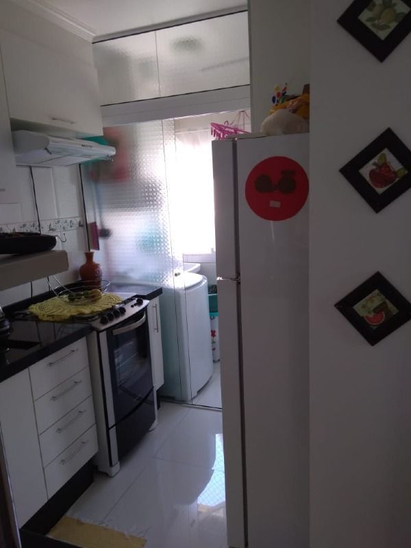 Apartamento à venda com 2 quartos, 45m² - Foto 13