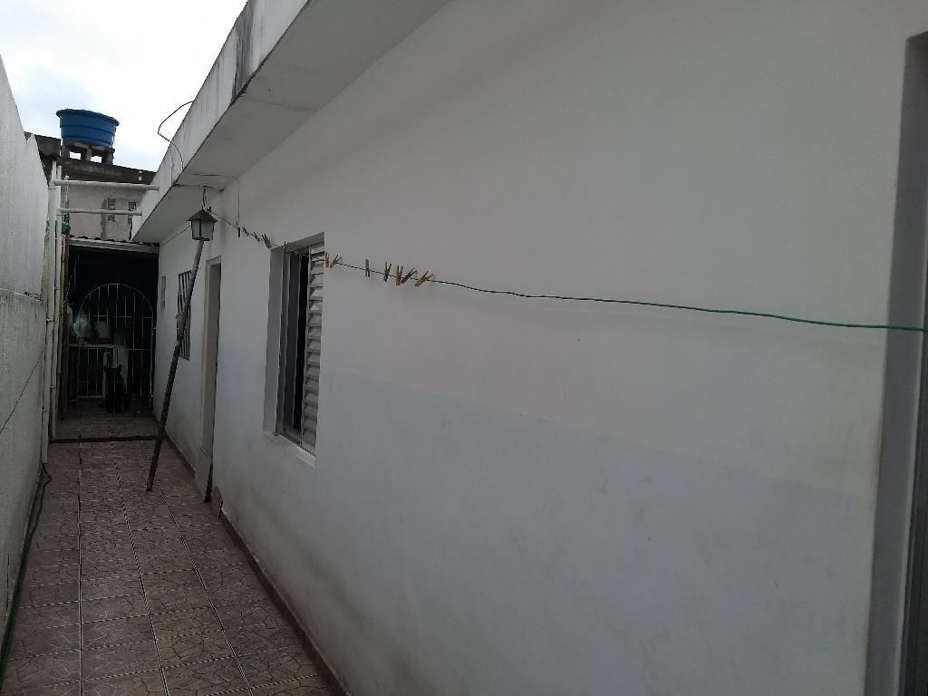 Casa à venda com 1 quarto, 130m² - Foto 10