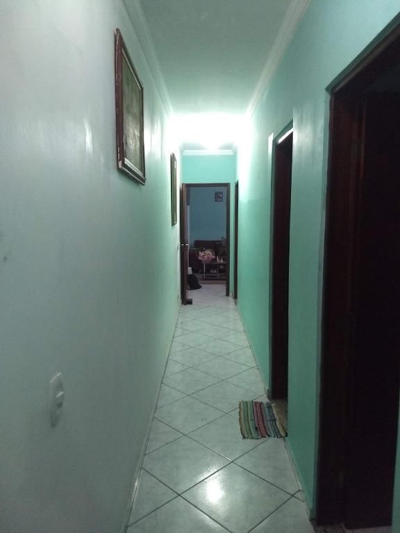 Sobrado à venda com 2 quartos, 250m² - Foto 11