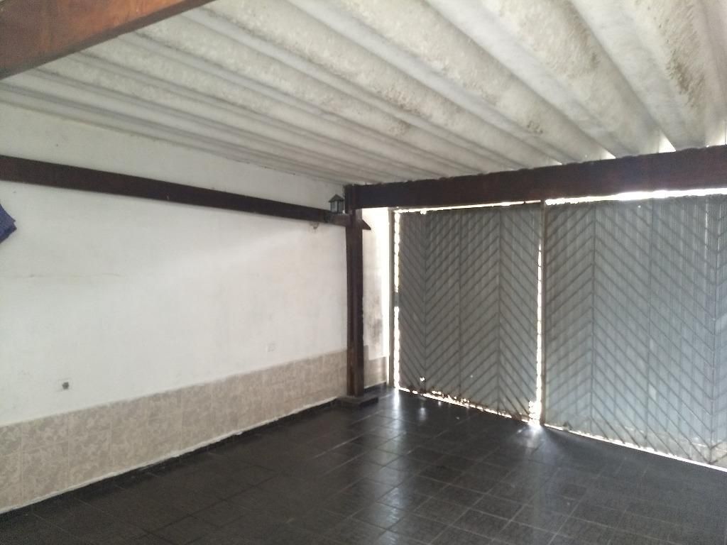 Casa à venda com 1 quarto, 130m² - Foto 13