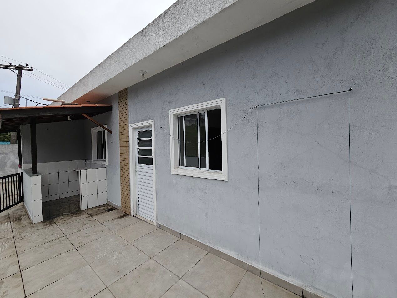 Casa para alugar com 2 quartos, 40m² - Foto 27