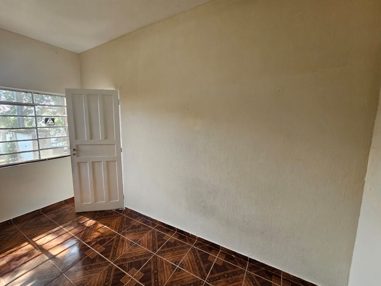 Casa para alugar com 3 quartos, 90m² - Foto 4