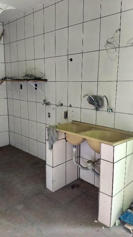 Sobrado à venda com 3 quartos, 200m² - Foto 26