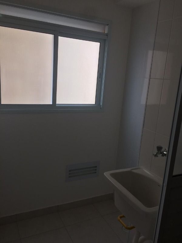 Apartamento à venda com 2 quartos, 54m² - Foto 10