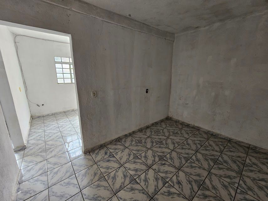 Casa à venda com 4 quartos, 200m² - Foto 17