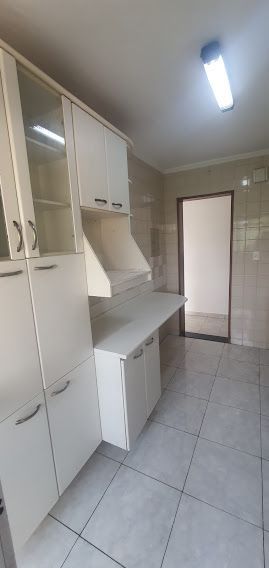 Apartamento à venda com 2 quartos, 56m² - Foto 25