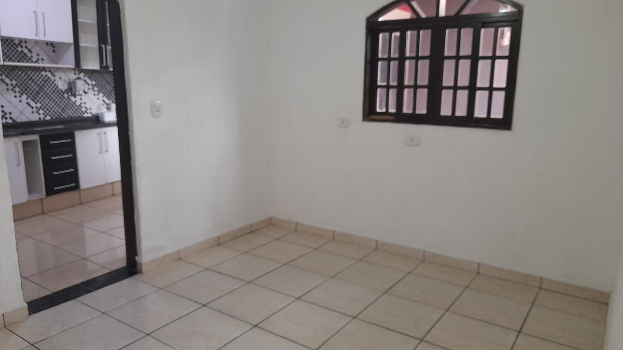 Sobrado à venda com 3 quartos, 200m² - Foto 5