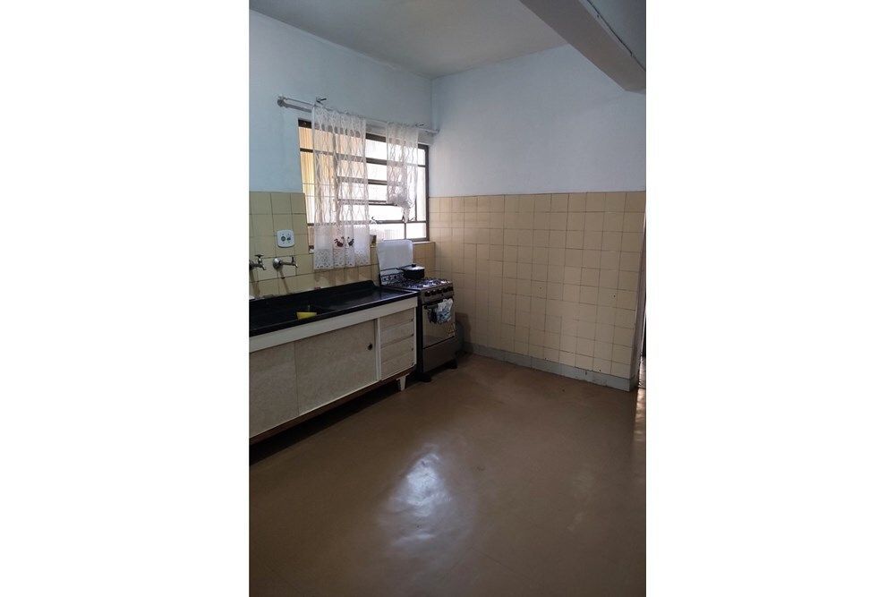 Casa à venda com 2 quartos, 200m² - Foto 6