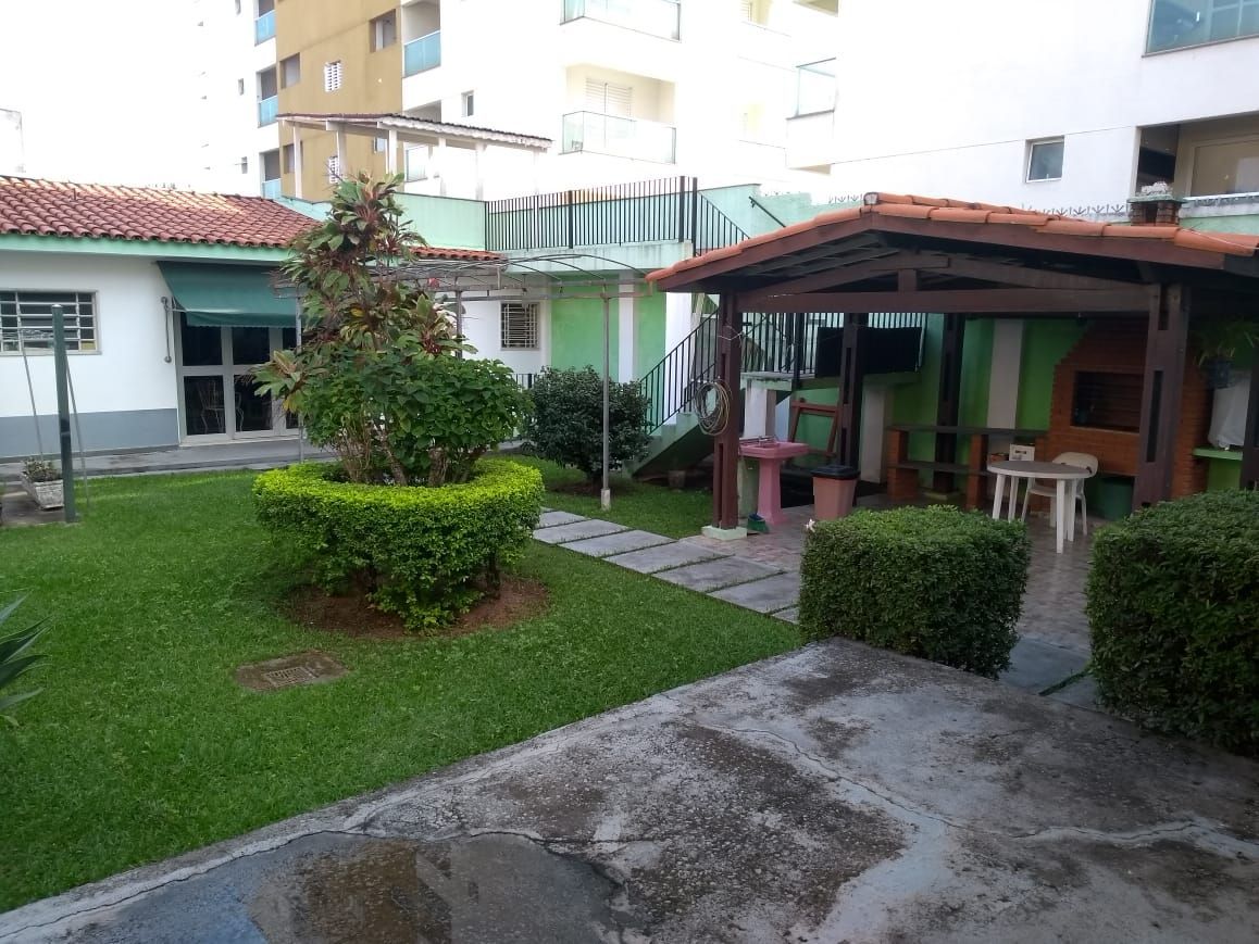 Casa de Condomínio à venda com 5 quartos, 450m² - Foto 4