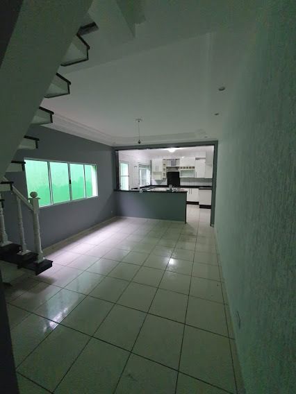 Sobrado à venda com 3 quartos, 200m² - Foto 13