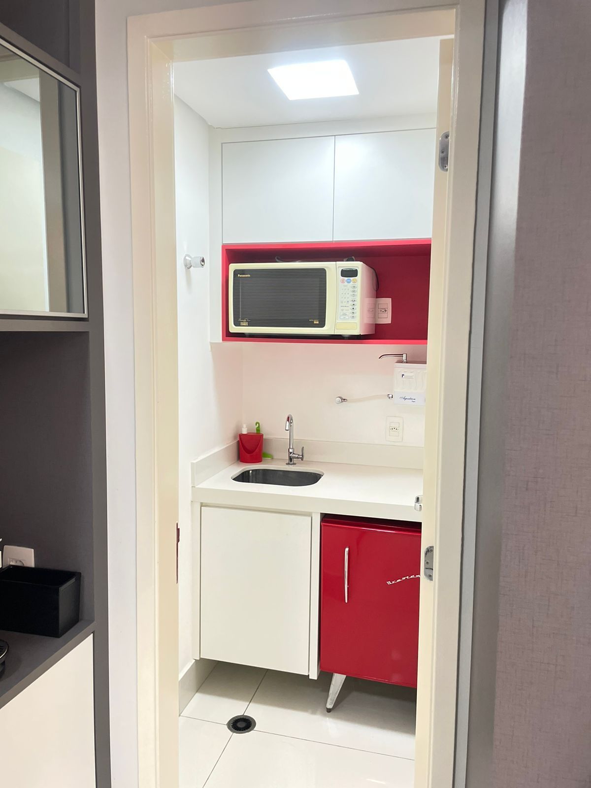 Conjunto Comercial-Sala à venda e aluguel com 1 quarto, 53m² - Foto 5