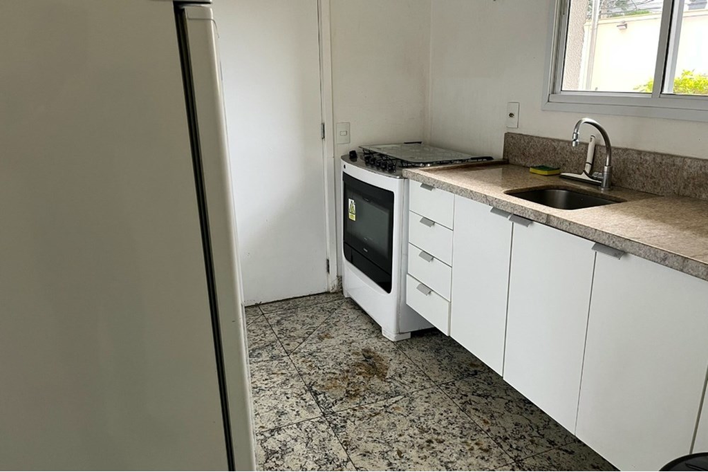 Apartamento à venda com 3 quartos, 90m² - Foto 17
