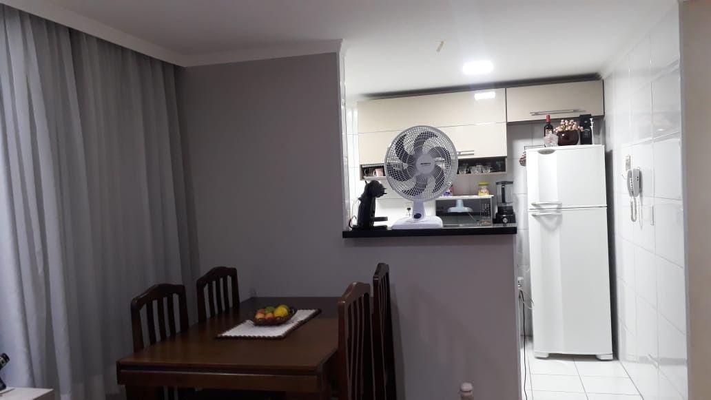 Apartamento à venda com 2 quartos, 44m² - Foto 2