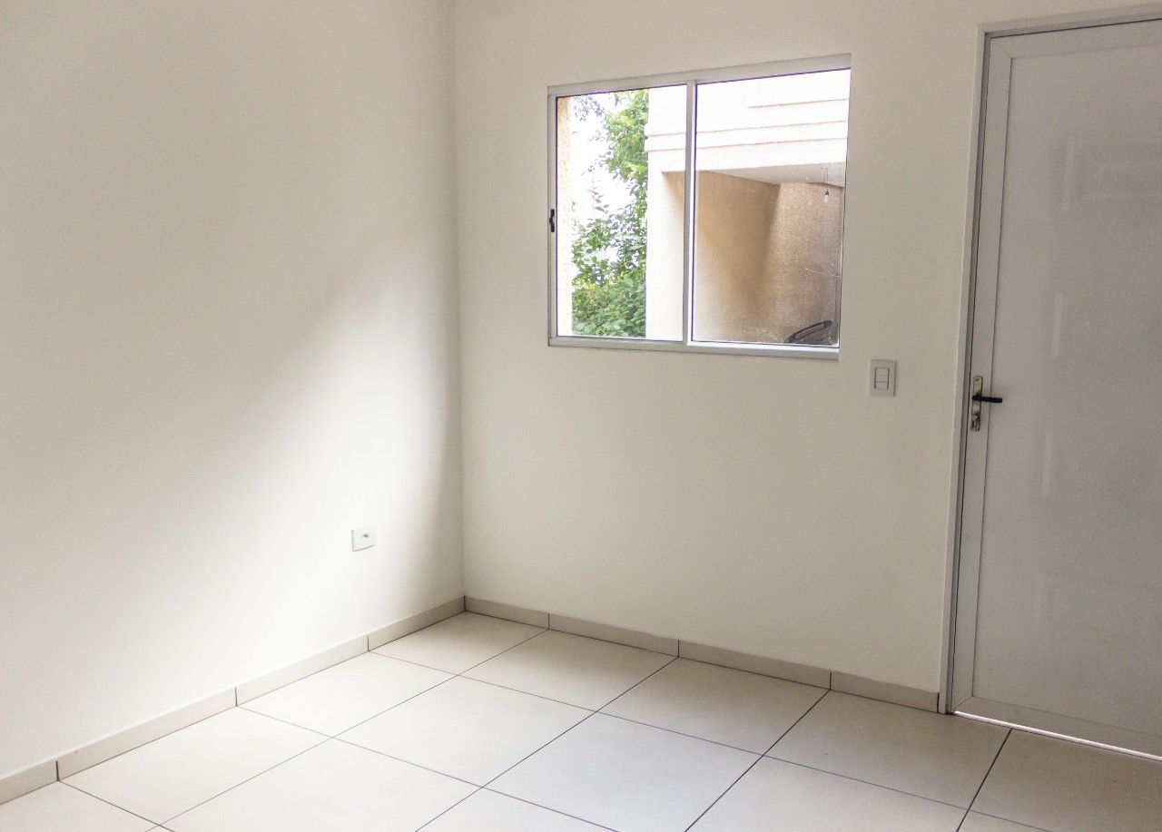 Casa à venda com 2 quartos, 65m² - Foto 13