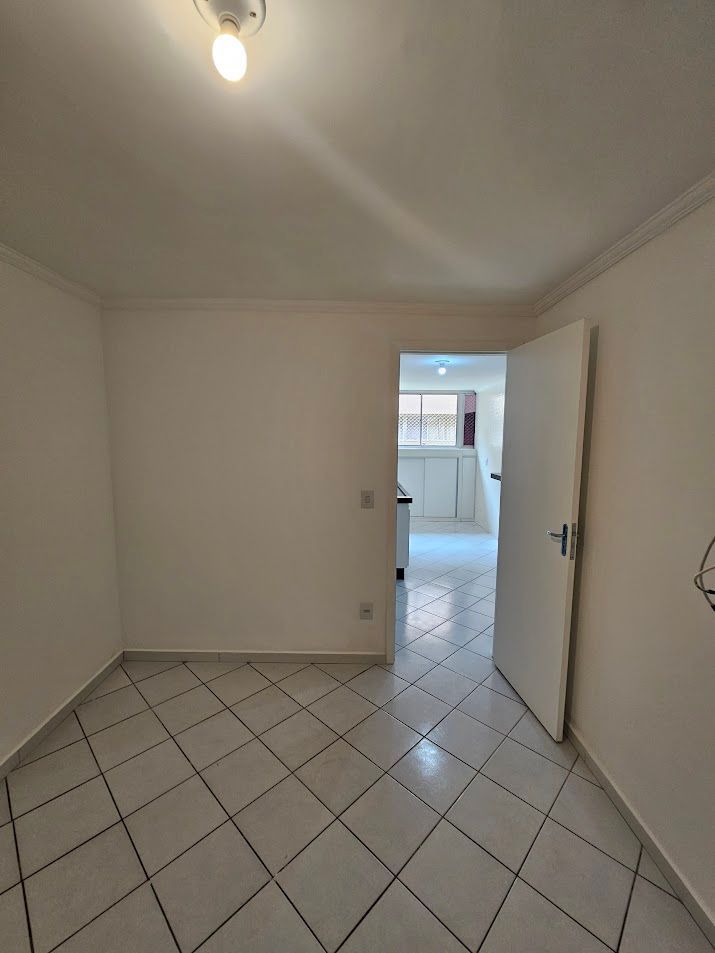 Apartamento à venda com 3 quartos, 72m² - Foto 17