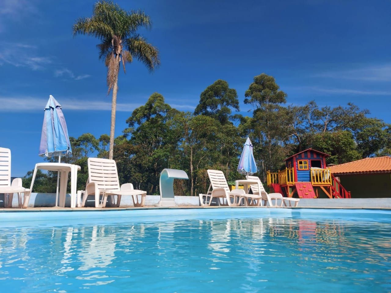 Chácara à venda com 4 quartos, 40000m² - Foto 1