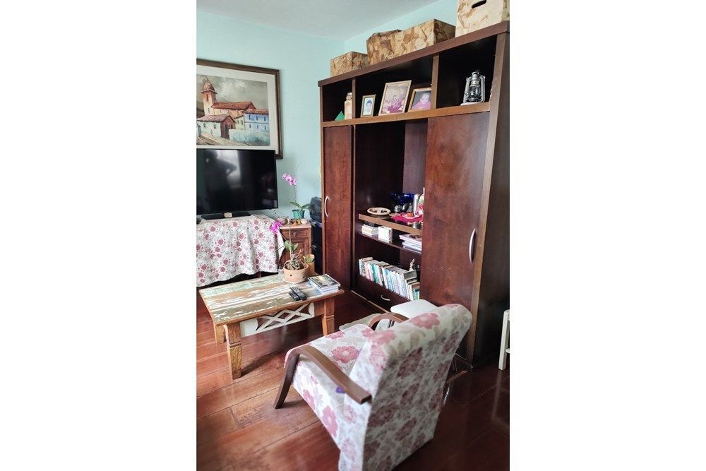 Casa à venda com 2 quartos, 200m² - Foto 8