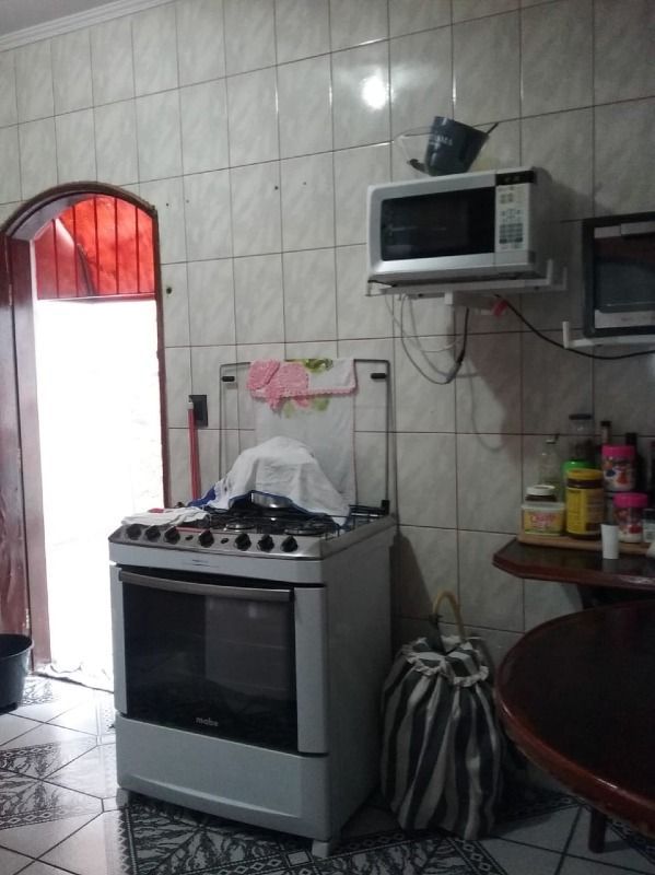 Sobrado à venda com 2 quartos, 100m² - Foto 18