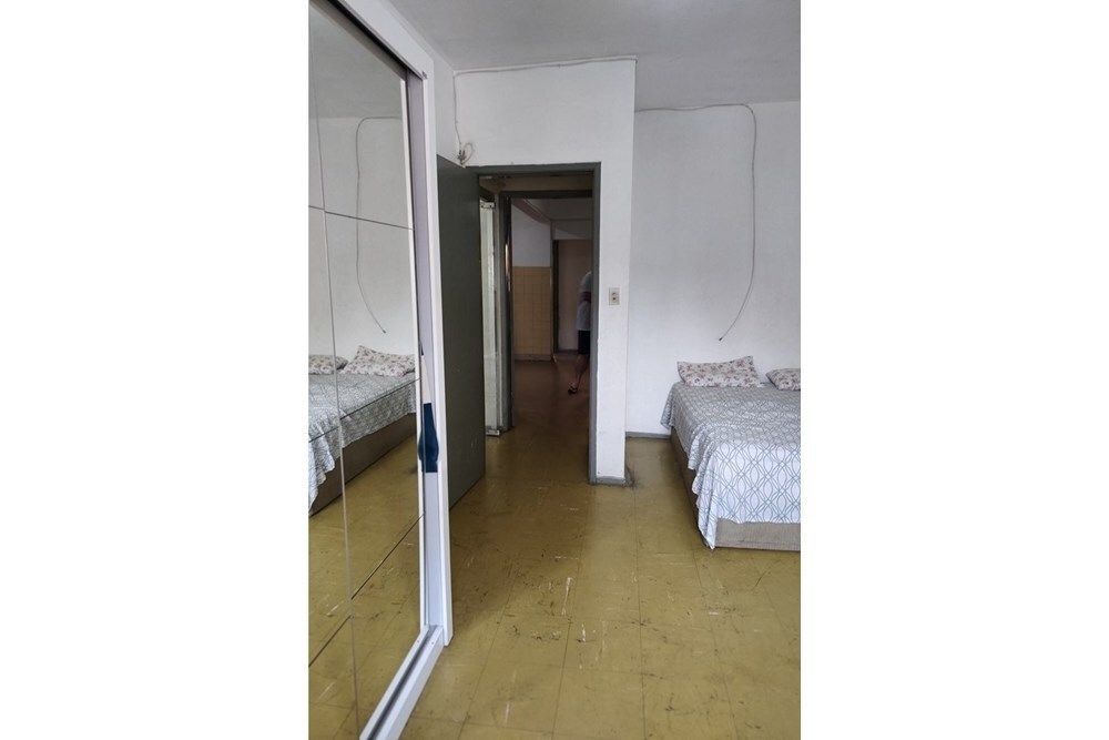 Casa à venda com 2 quartos, 200m² - Foto 4