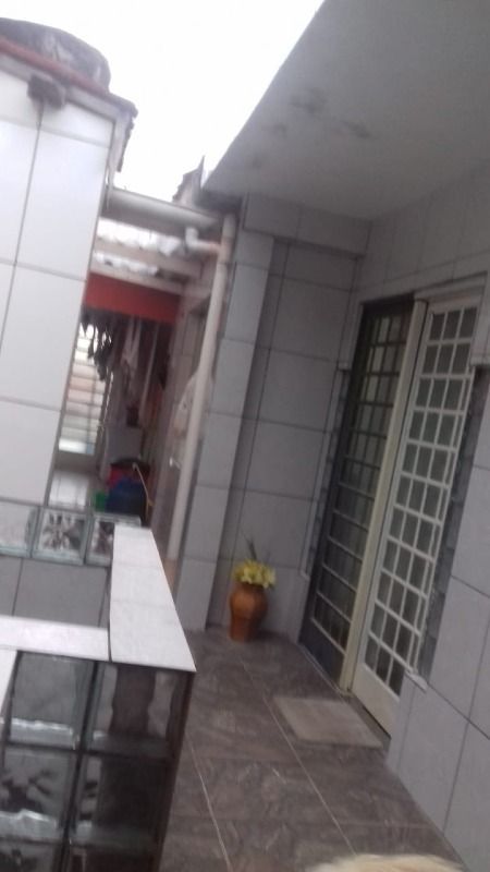 Sobrado à venda com 2 quartos, 201m² - Foto 28