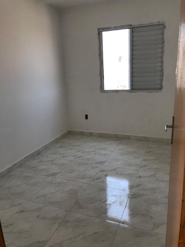 Apartamento à venda com 2 quartos, 37m² - Foto 14