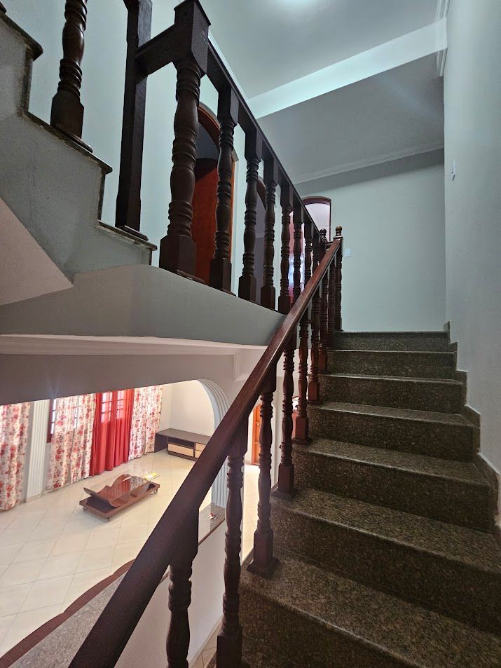Sobrado à venda com 5 quartos, 300m² - Foto 24