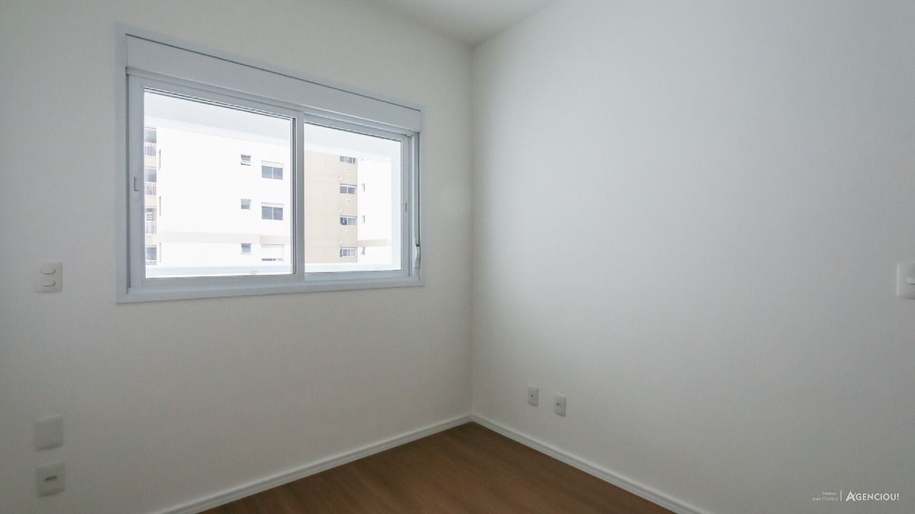 Apartamento à venda com 1 quarto, 47m² - Foto 17