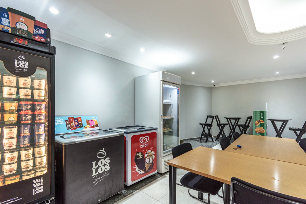 Apartamento à venda com 1 quarto, 55m² - Foto 9