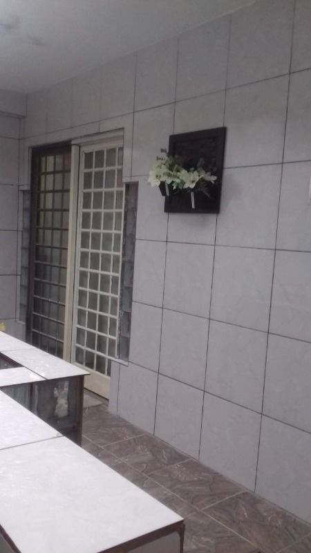 Sobrado à venda com 2 quartos, 201m² - Foto 19