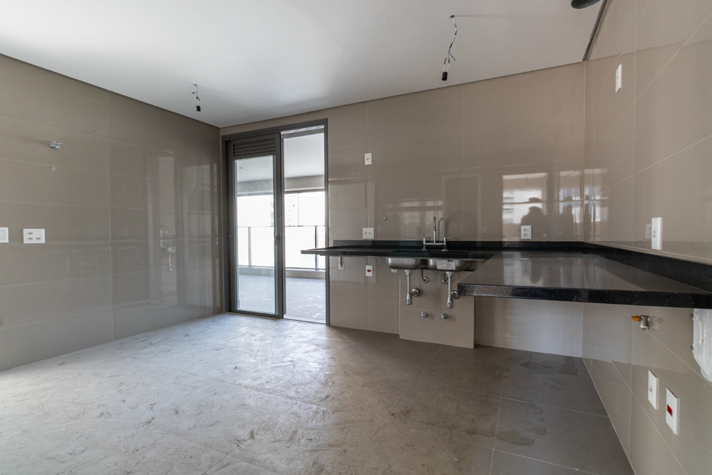 Apartamento à venda com 3 quartos, 160m² - Foto 14