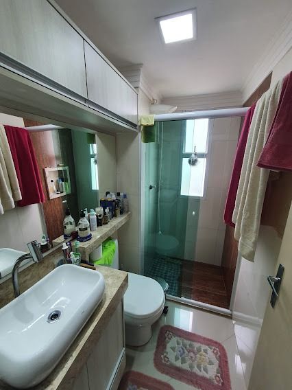 Apartamento à venda com 2 quartos, 68m² - Foto 1