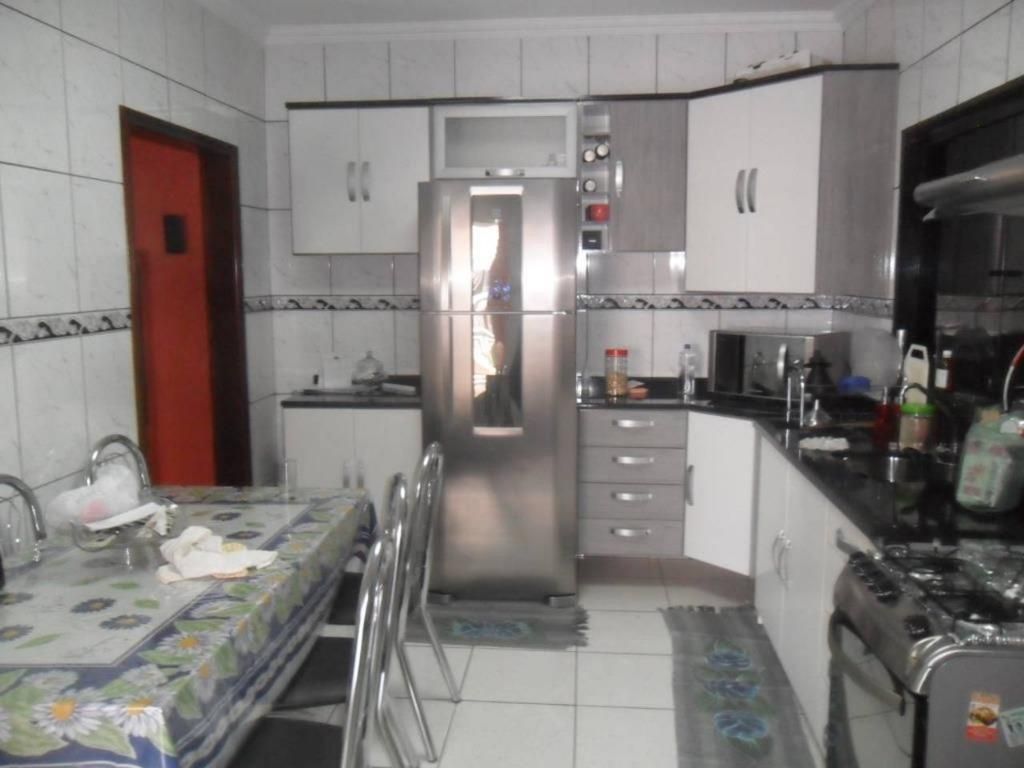 Sobrado à venda com 2 quartos, 190m² - Foto 5