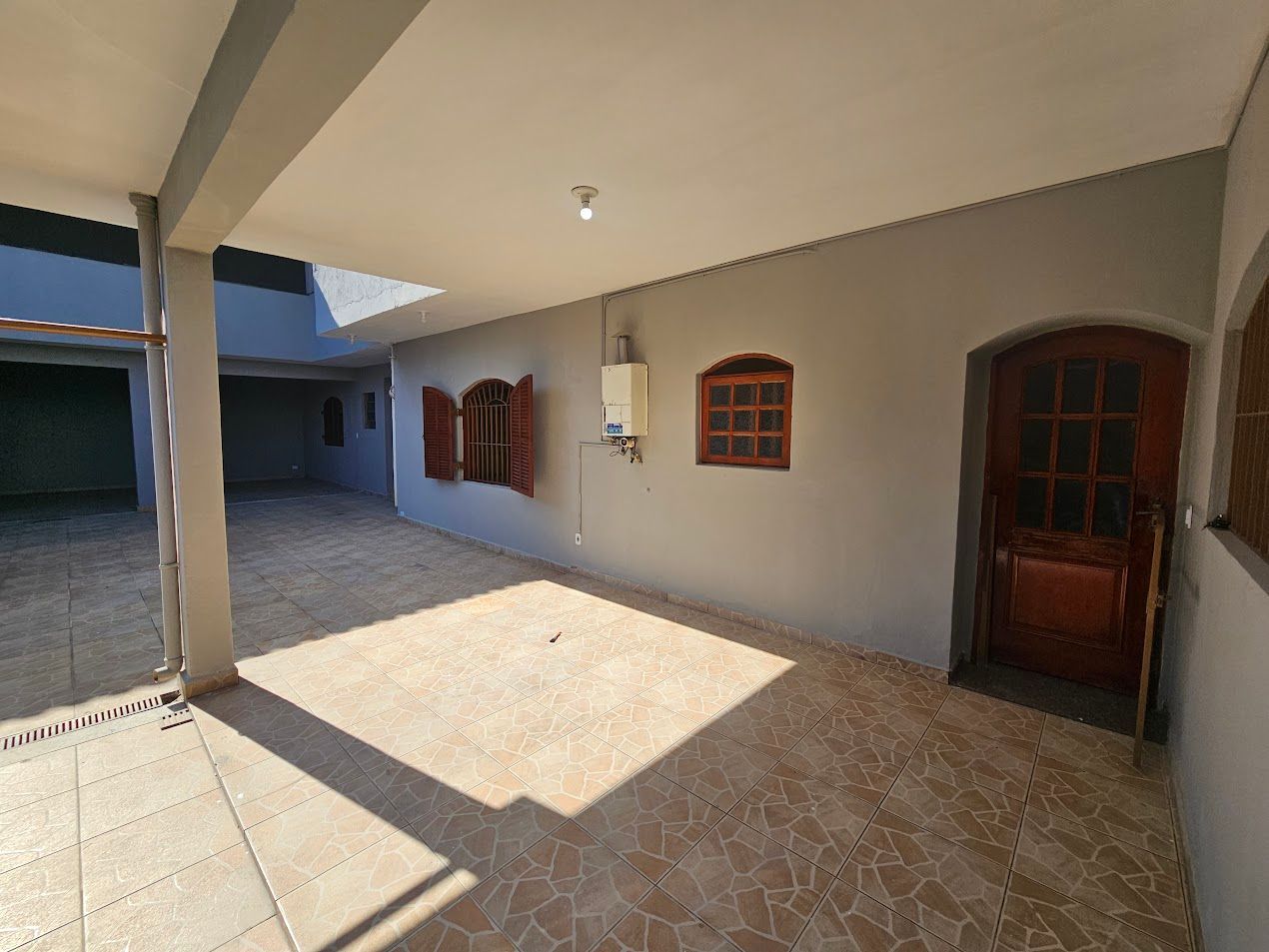 Sobrado à venda com 5 quartos, 300m² - Foto 39