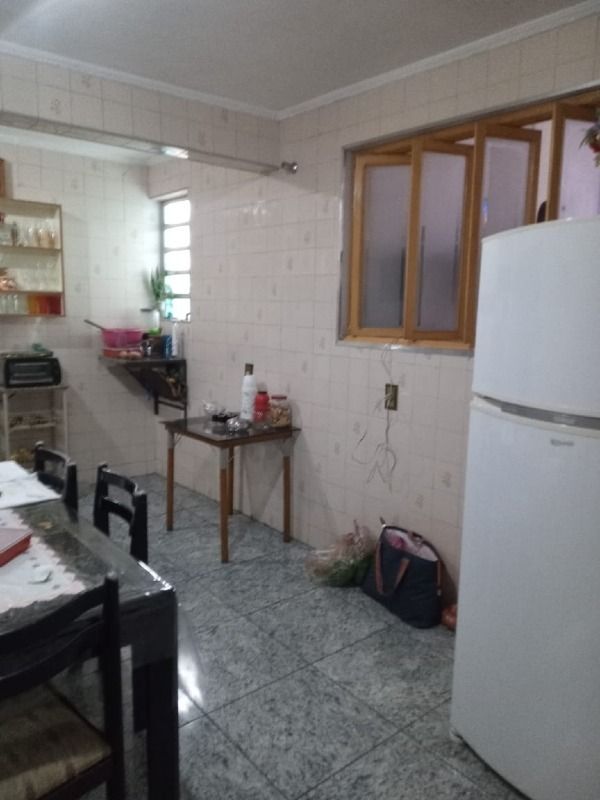 Casa à venda com 3 quartos, 20m² - Foto 3