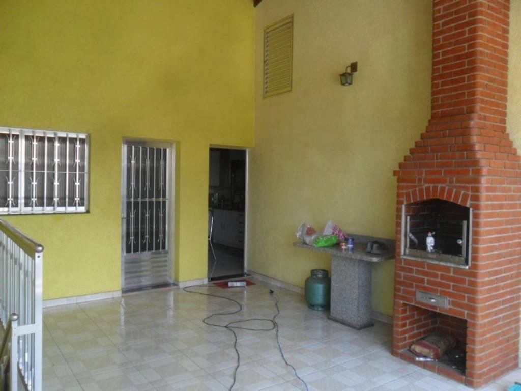 Sobrado à venda com 2 quartos, 190m² - Foto 22