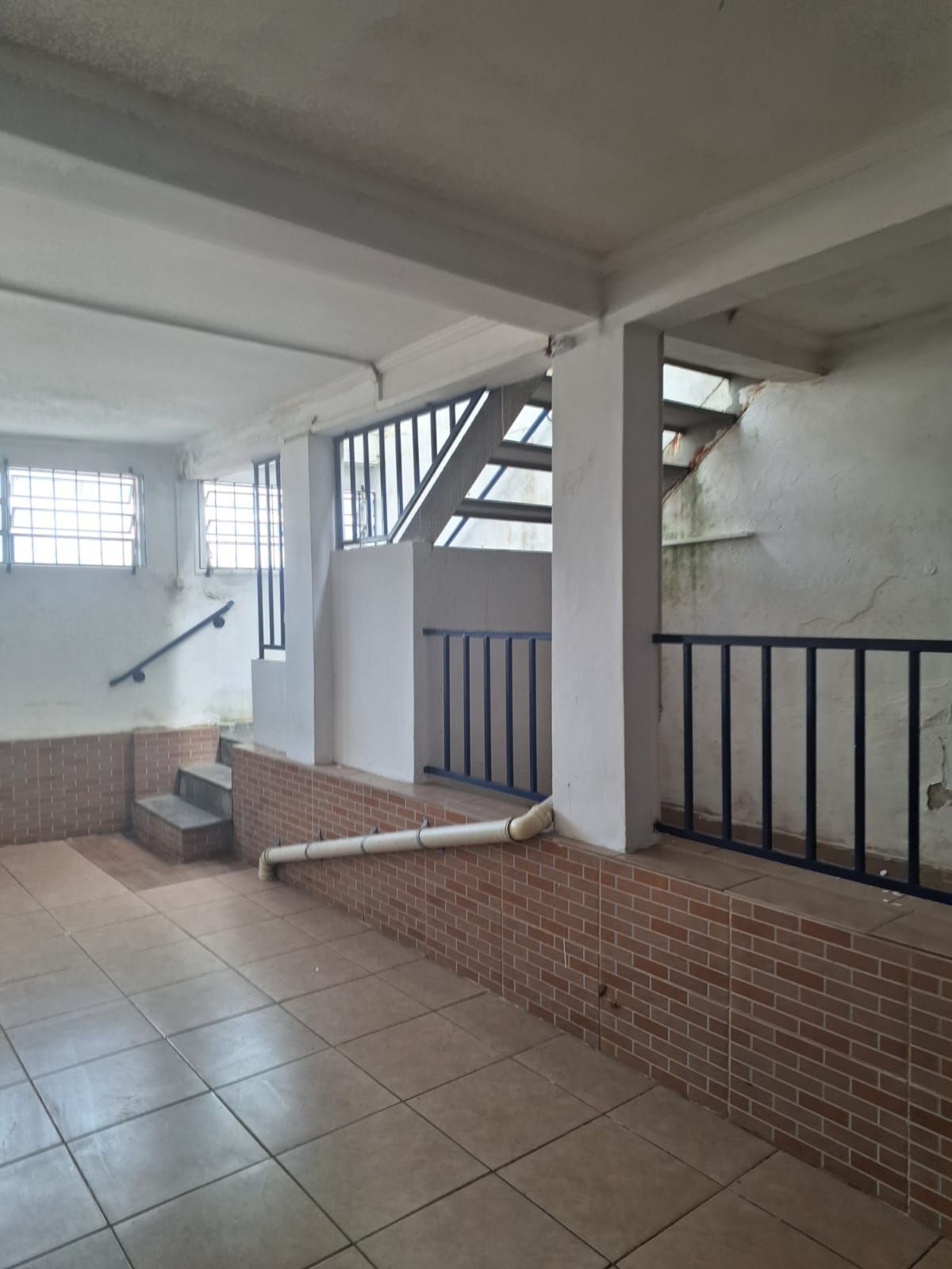 Sobrado para alugar com 2 quartos, 204m² - Foto 33