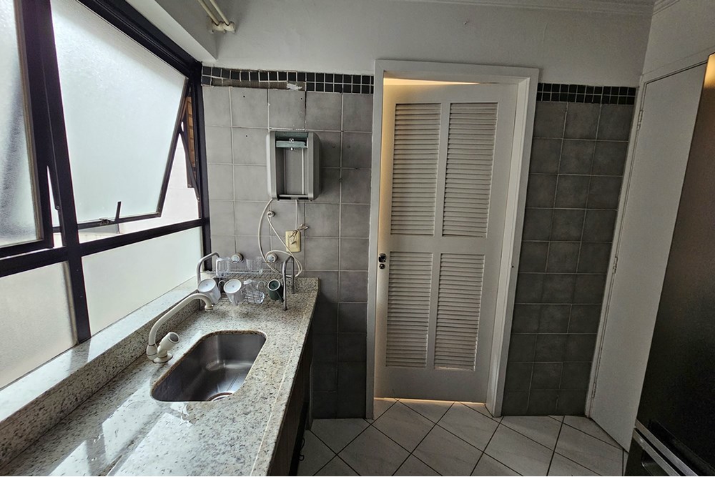 Apartamento à venda com 3 quartos, 85m² - Foto 10