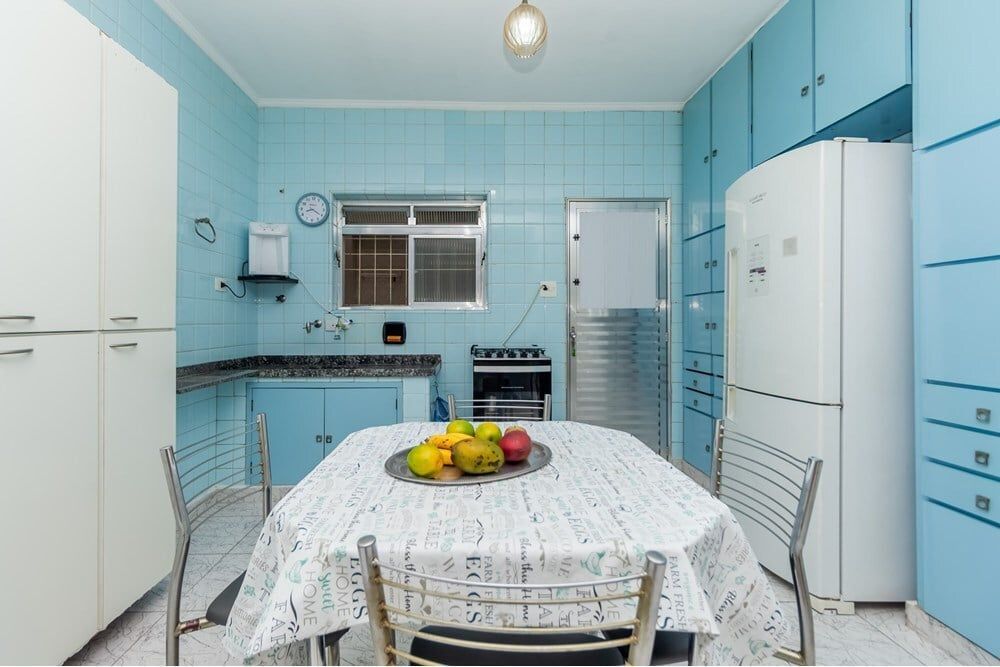 Casa à venda com 3 quartos, 112m² - Foto 1