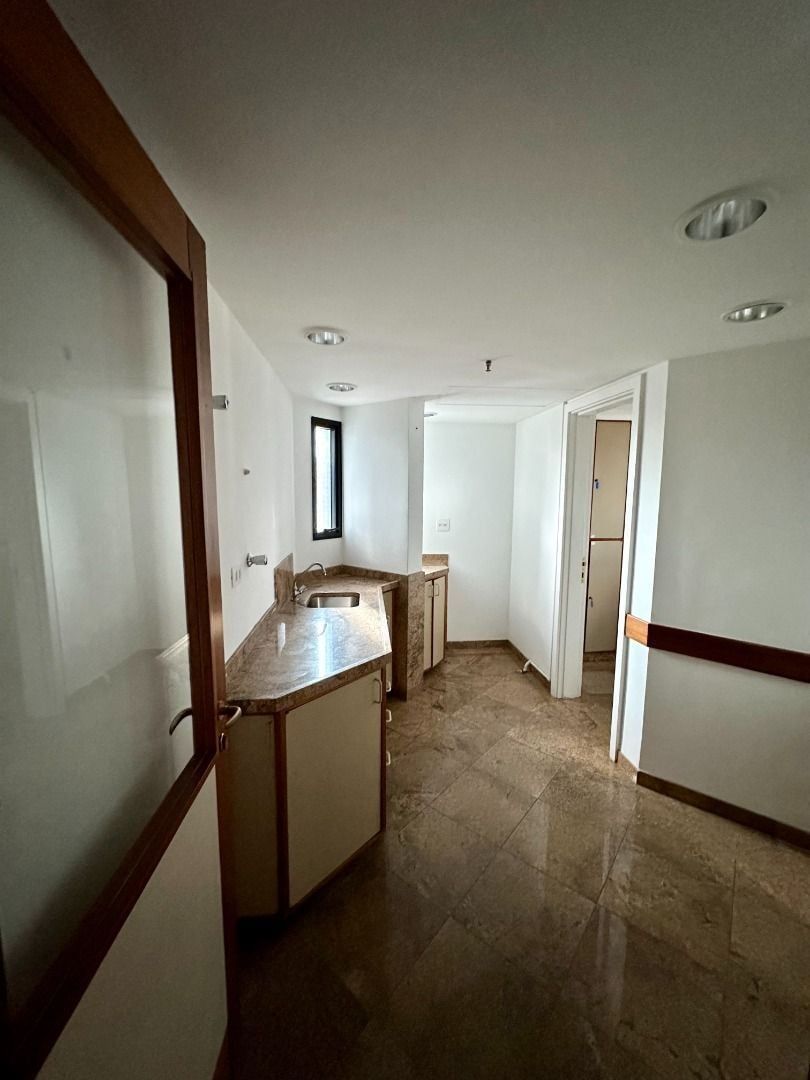 Conjunto Comercial-Sala à venda, 232m² - Foto 15