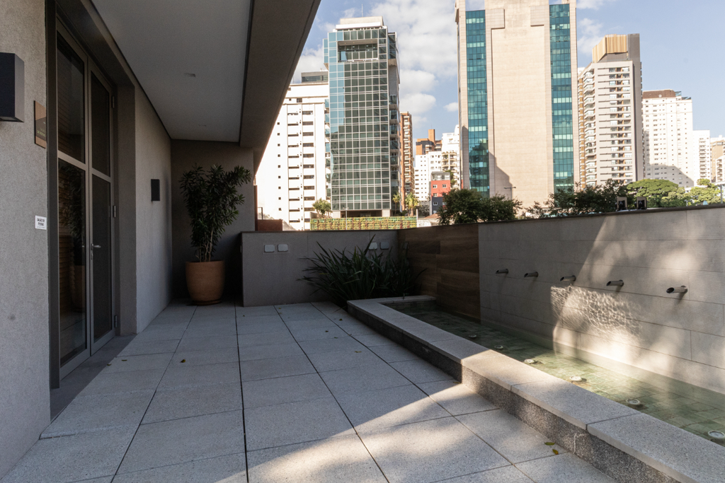 Apartamento à venda com 3 quartos, 160m² - Foto 7