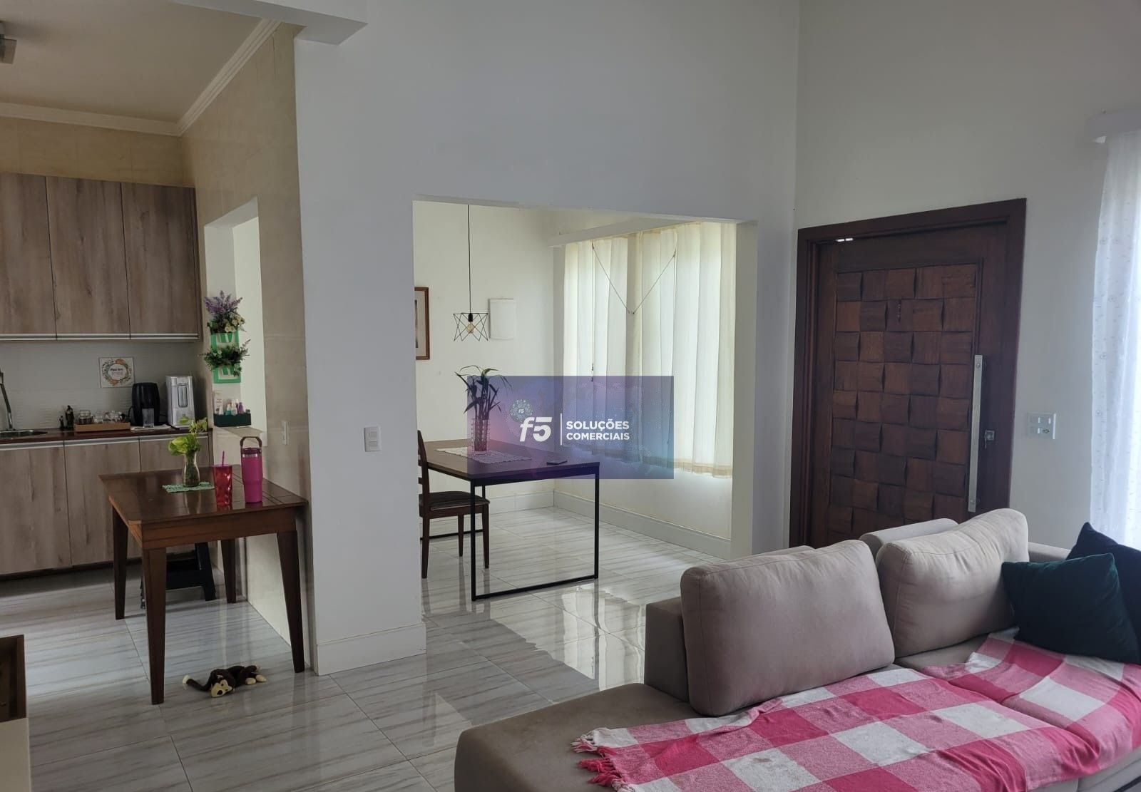 Casa de Condomínio à venda com 2 quartos, 150m² - Foto 3