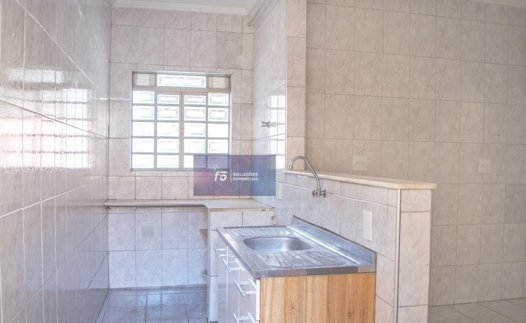 Casa à venda com 3 quartos, 105m² - Foto 3