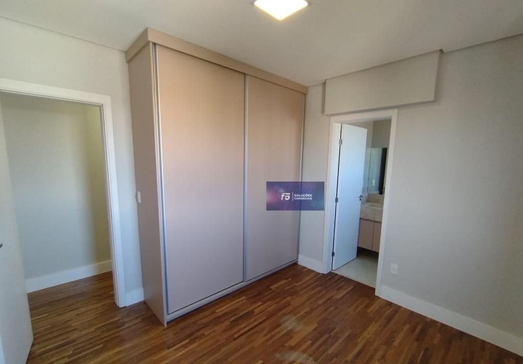 Apartamento para alugar com 4 quartos, 258m² - Foto 6