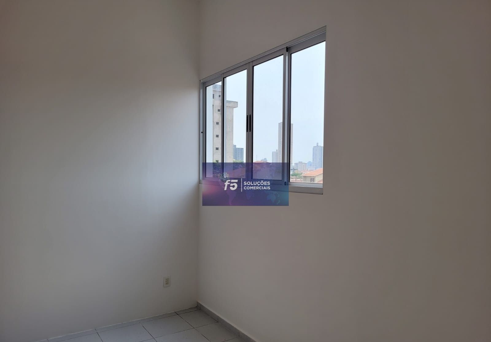 Conjunto Comercial-Sala para alugar com 1 quarto, 125m² - Foto 8