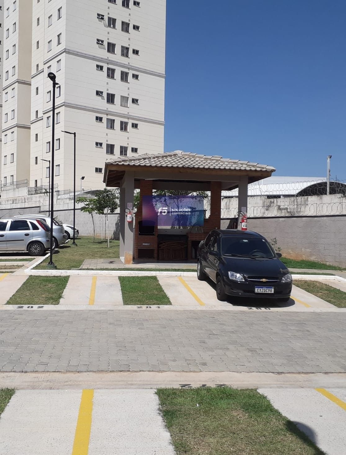 Apartamento à venda com 2 quartos, 42m² - Foto 12