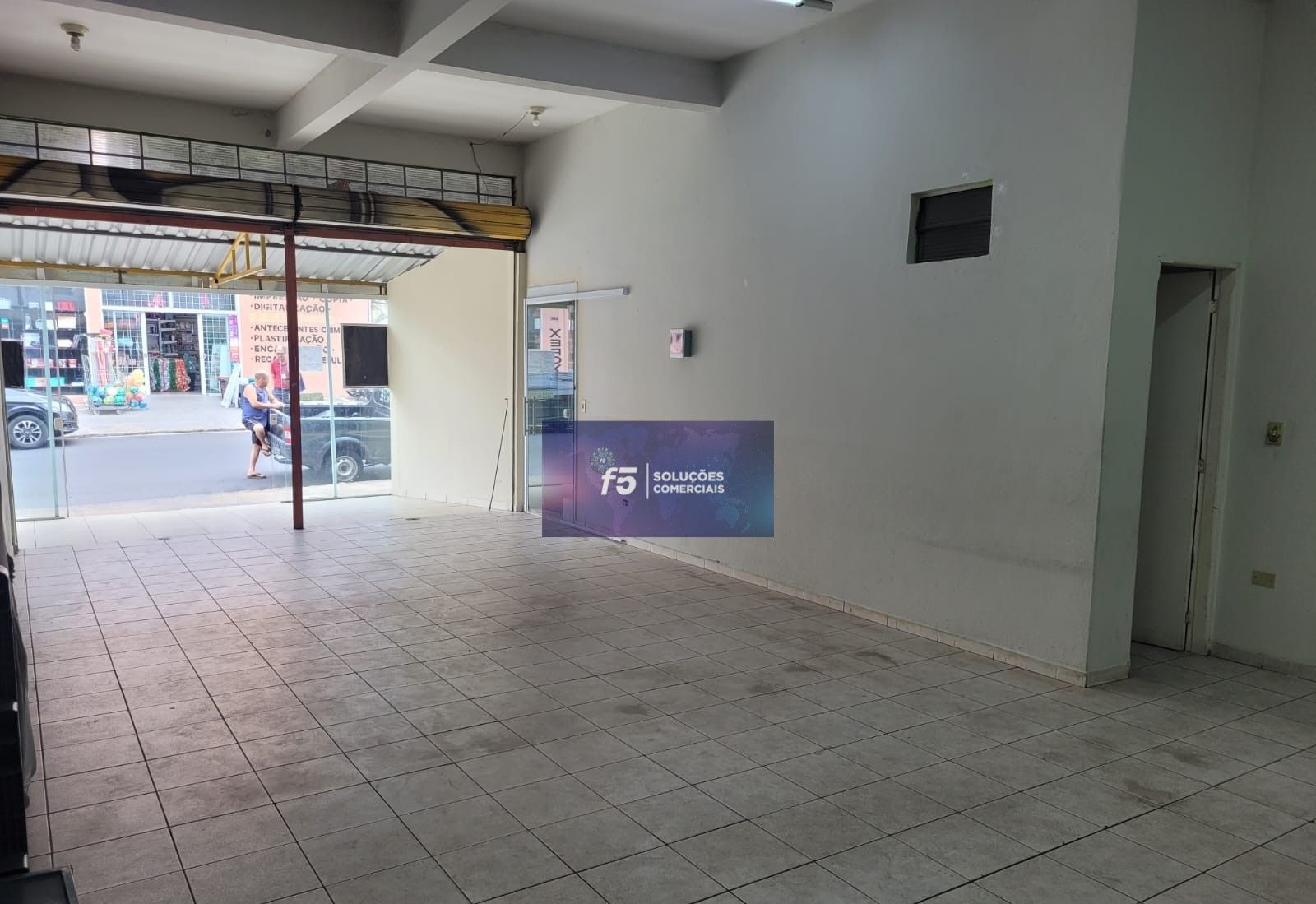 Conjunto Comercial-Sala para alugar com 1 quarto, 80m² - Foto 3