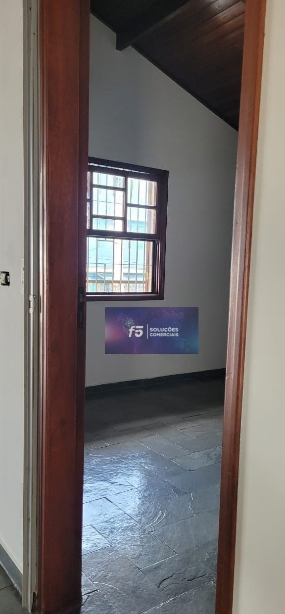 Casa, 4 quartos, 246 m² - Foto 13